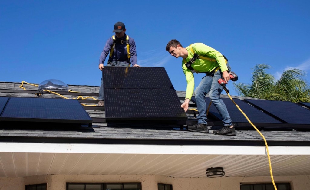 7 Smart Ways You Can Live A Greener&nbsp;Lifestyle