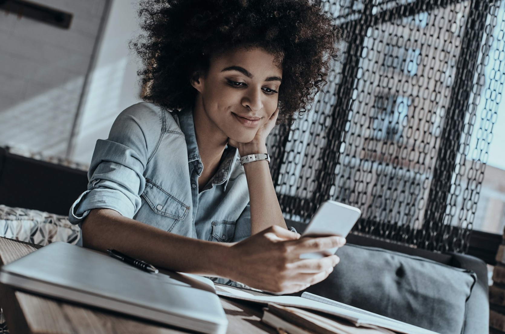 Top Tips to Gain a Competitive Edge as a Freelancer