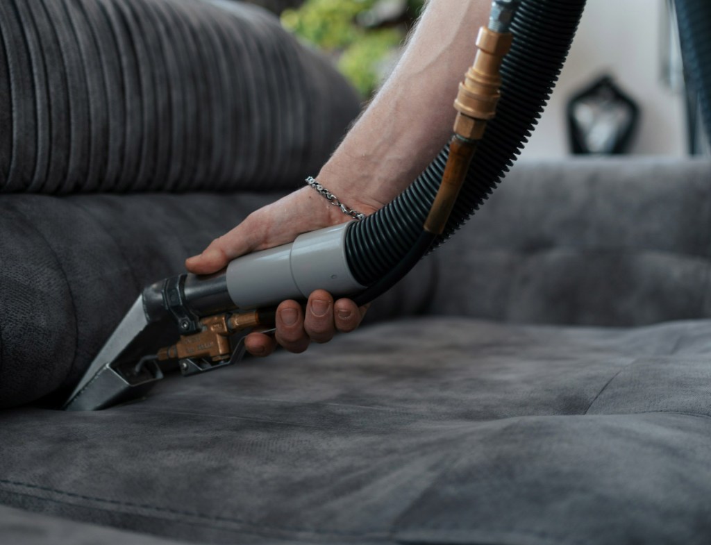 Essential Sofa Cleaning Tips for Singapore’s Humid&nbsp;Climate