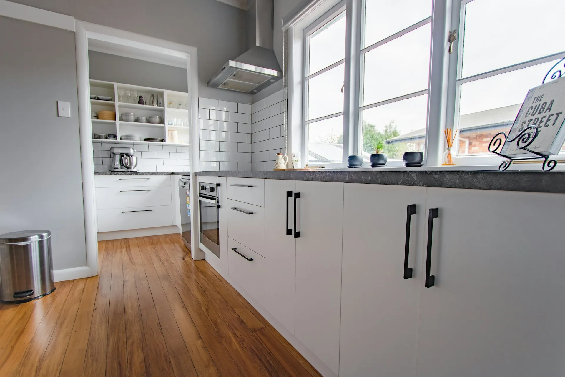 Maximize Kitchen Storage with Base Cabinets