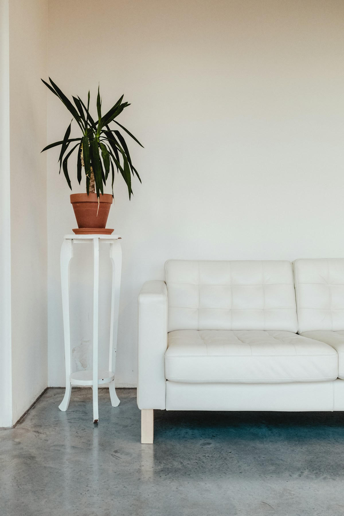 Why Homes Furnished with Natural Materials Just Feel Different