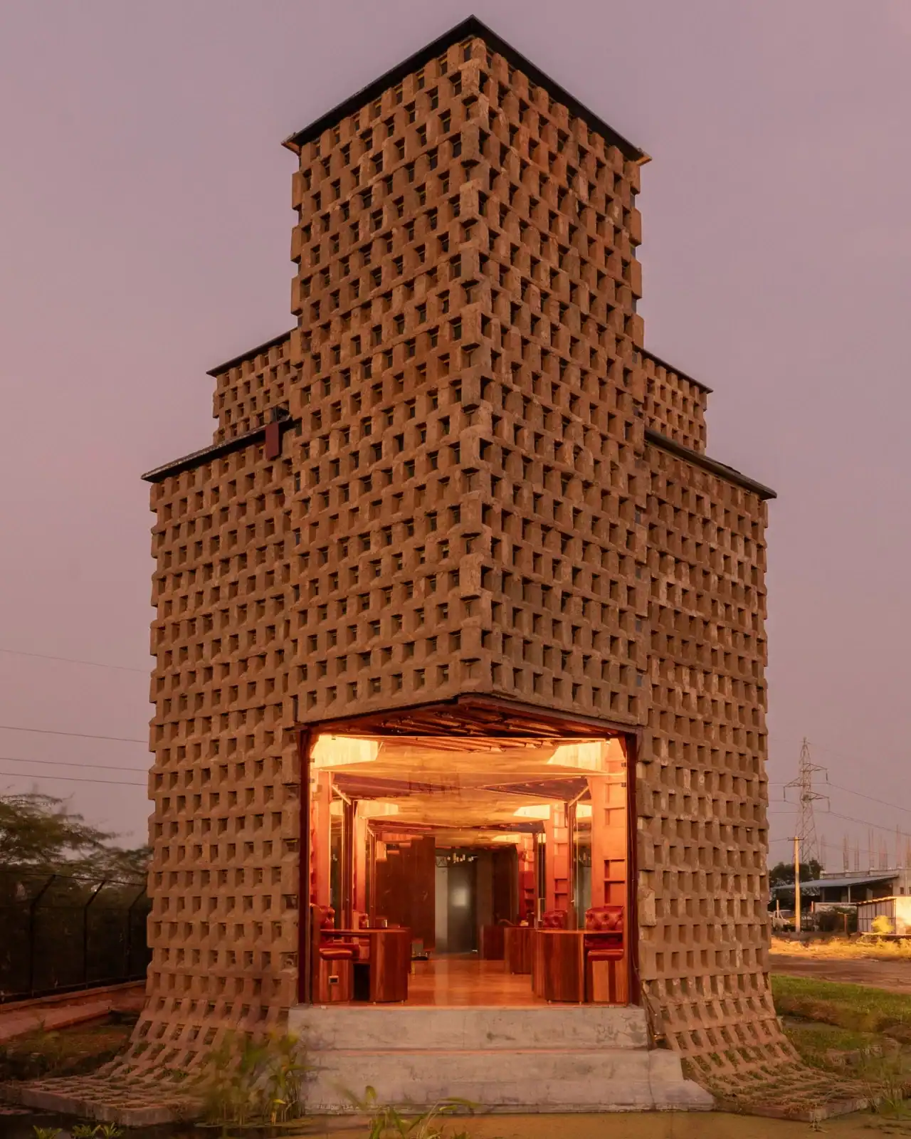 This Restaurant Is Made From Mud and Marine Waste. It’s Also Beautiful.